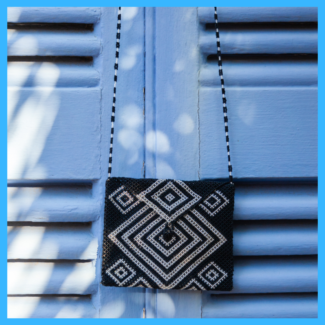 Small Handmade Zulu-Style African Beaded Handbag - Black & Silver